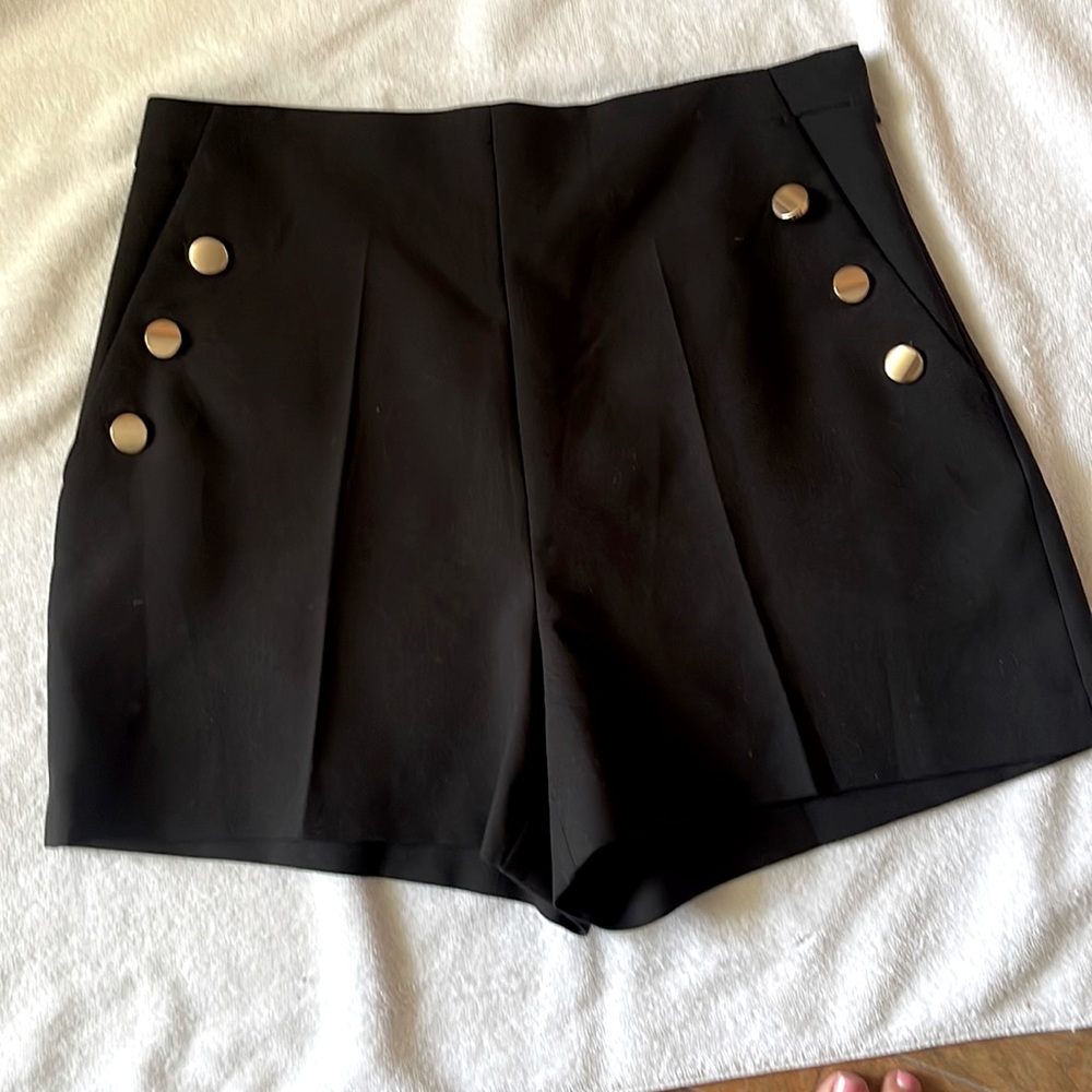 Nautical shorts with pockets